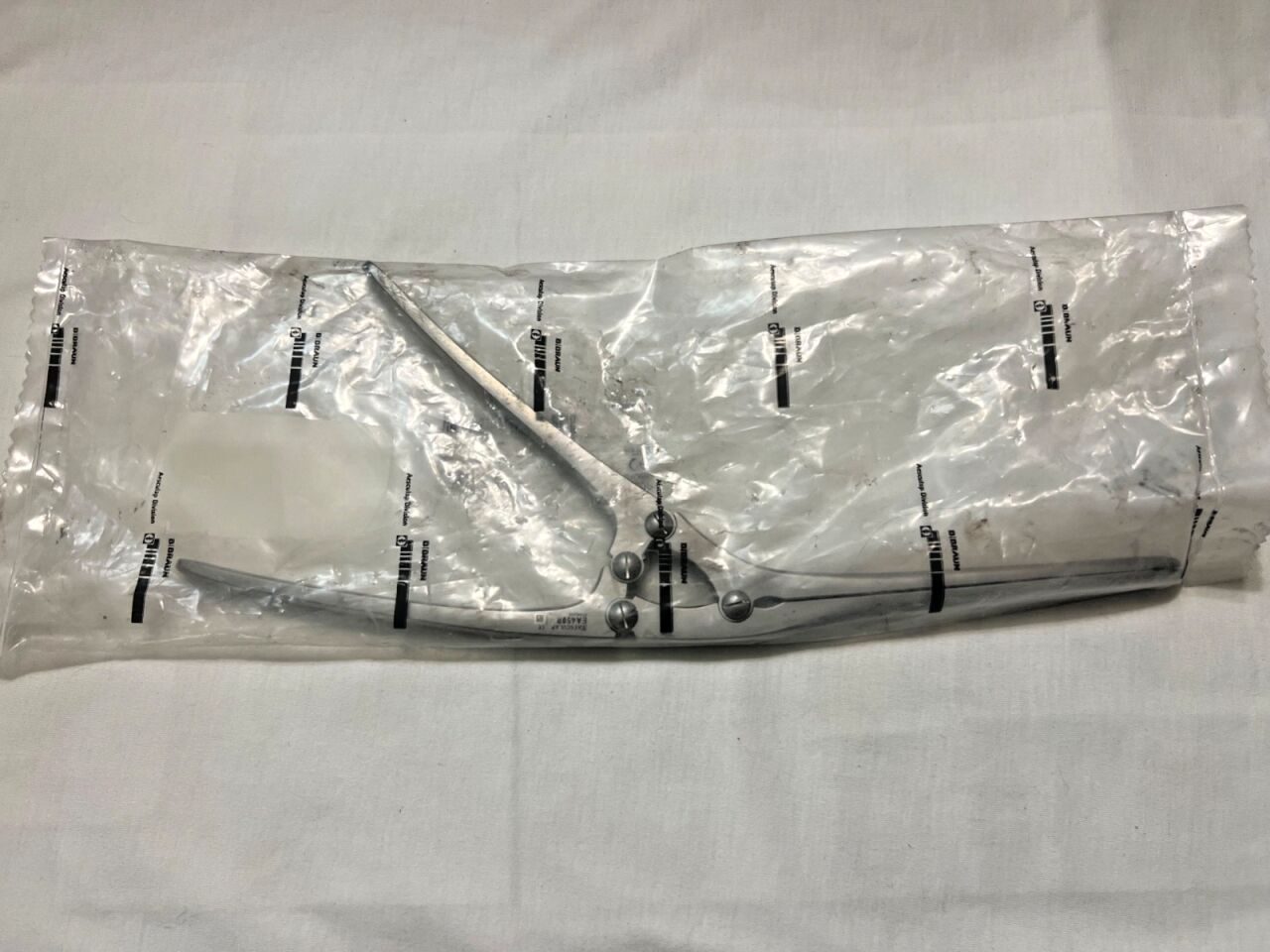 BRAUN EA450R PAYR Pylorus Intestinal Clamp 135mm Jaw x 12-3/8" Length