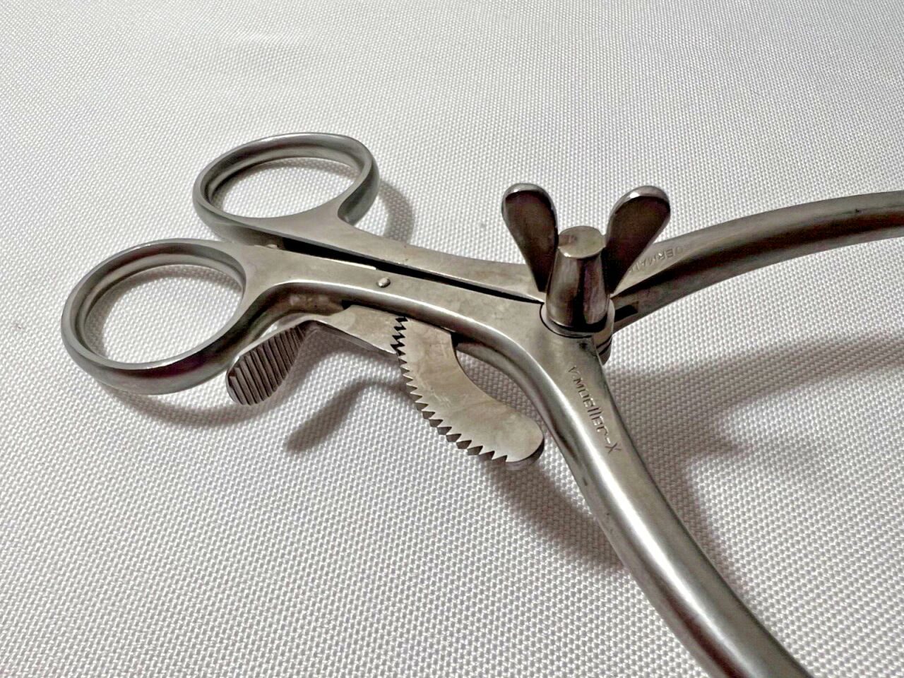 V. MUELLER RH-2650 McCabe Self-Retaining Antral Retractor — photo 2