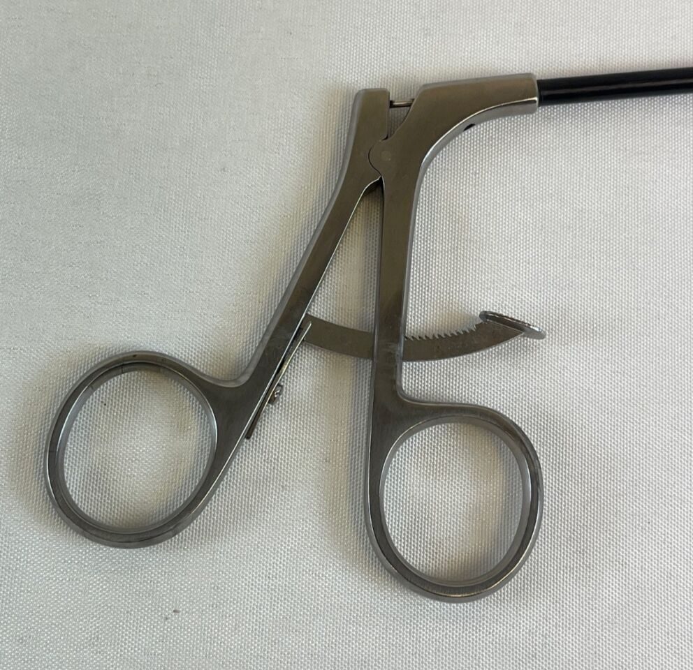 JARIT 600-119 5mm x 33mm Retrograde Insulated Laparoscopic Grasping Forceps — photo 6