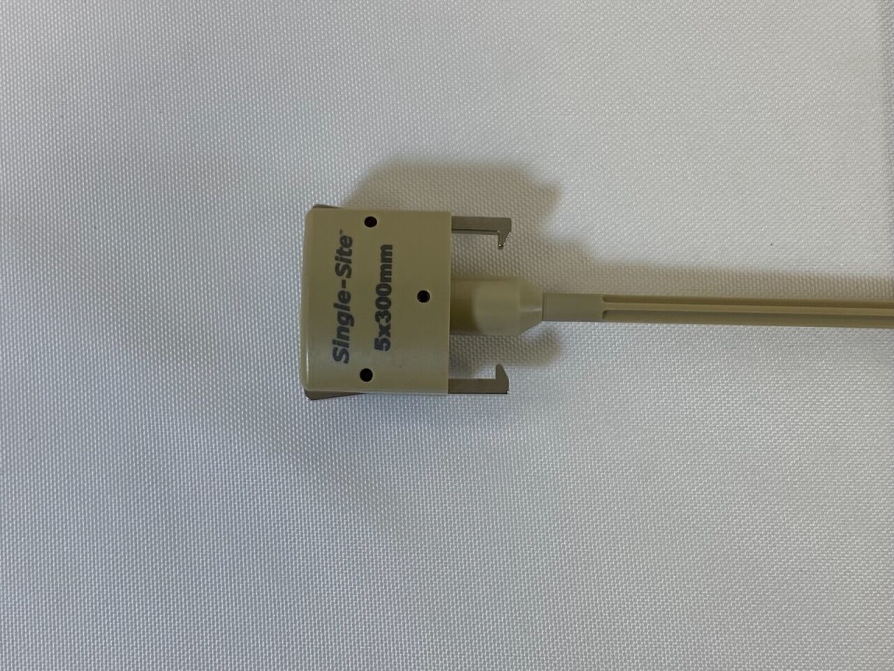 INTUITIVE SURGICAL 428064-01 Single-Site 5x300mm Blunt Obturator — photo 2