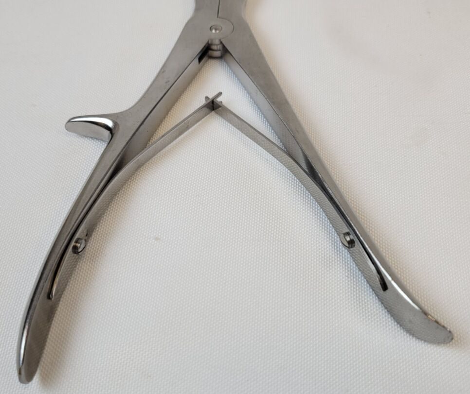 JARIT 23246 Angular Duckbill Rongeur, 9" 3mm Bite Jaws Double Action Curved Echlin Duckbill Rongeur — photo 4