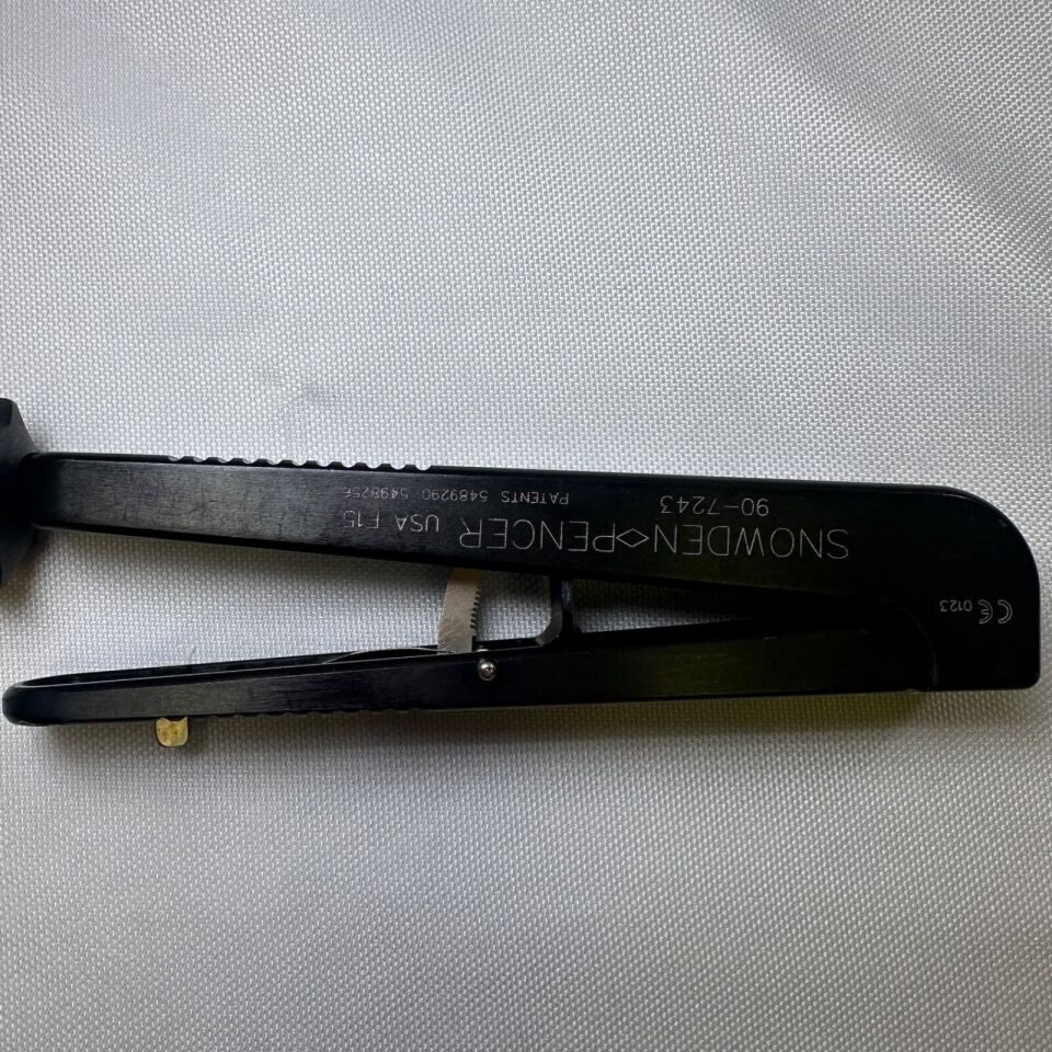 SNOWDEN-PENCER 90-7243 DeBakey Clamp Double-Action 25mm Jaw 5mm x 45cm — photo 6