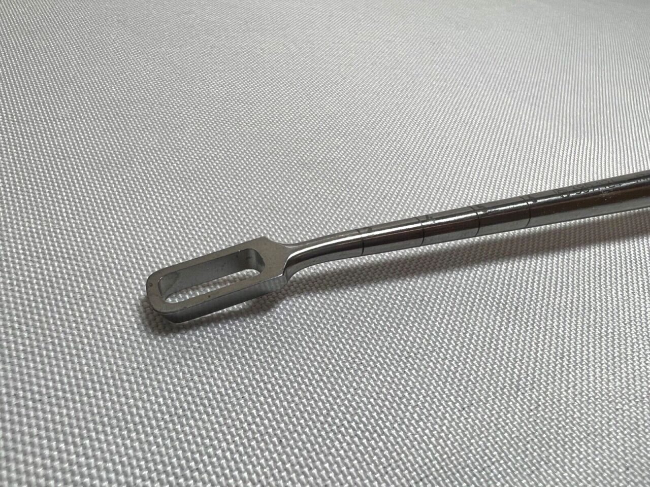 SYNTHES 389.124 Plivios Bone Rectangular Curette 8mm US899 — photo 4