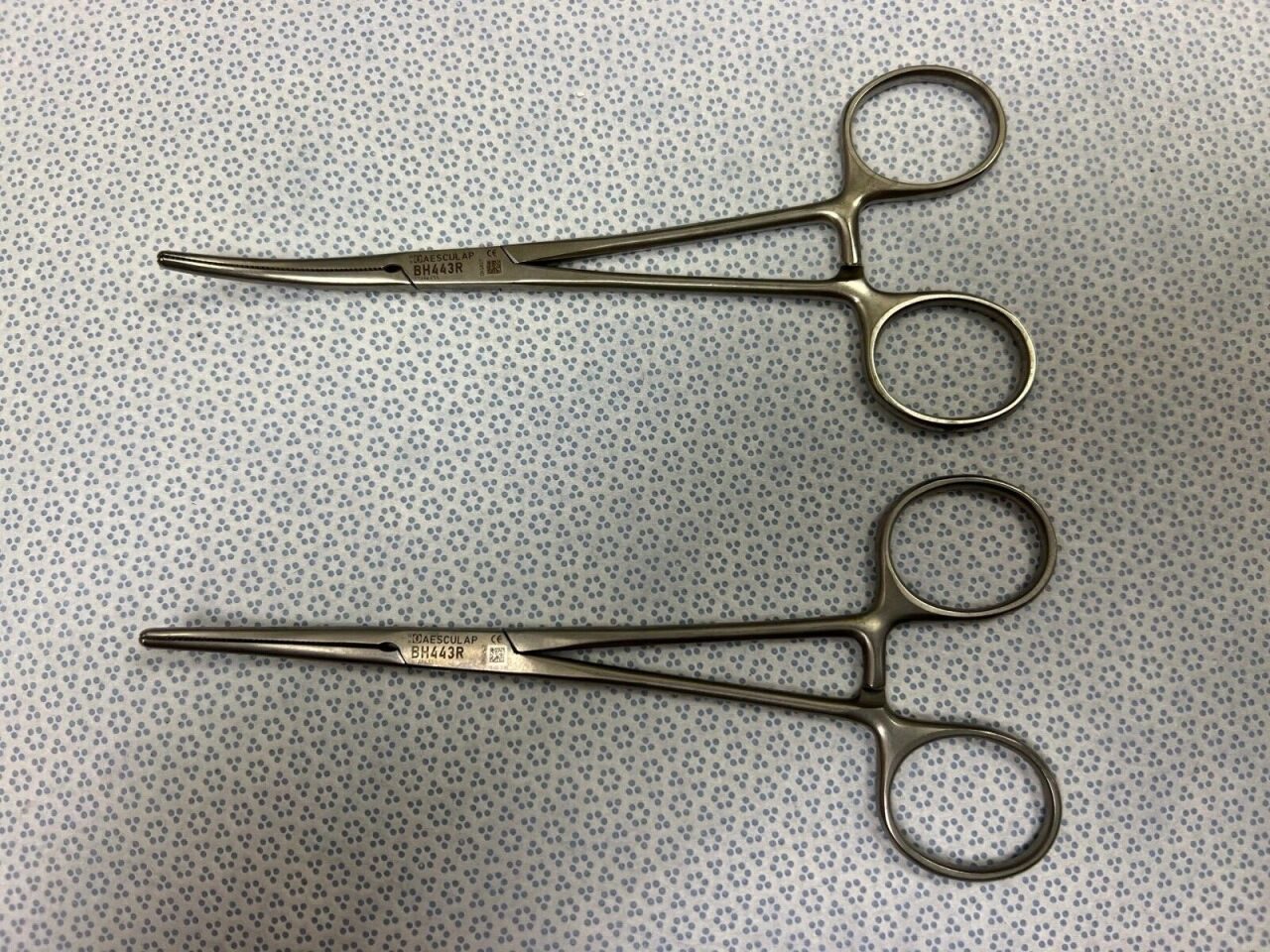 AESCULAP BH443R Set of 2 Artery Forceps Rochester-Pean 160mm Flat Ribbed Jaws