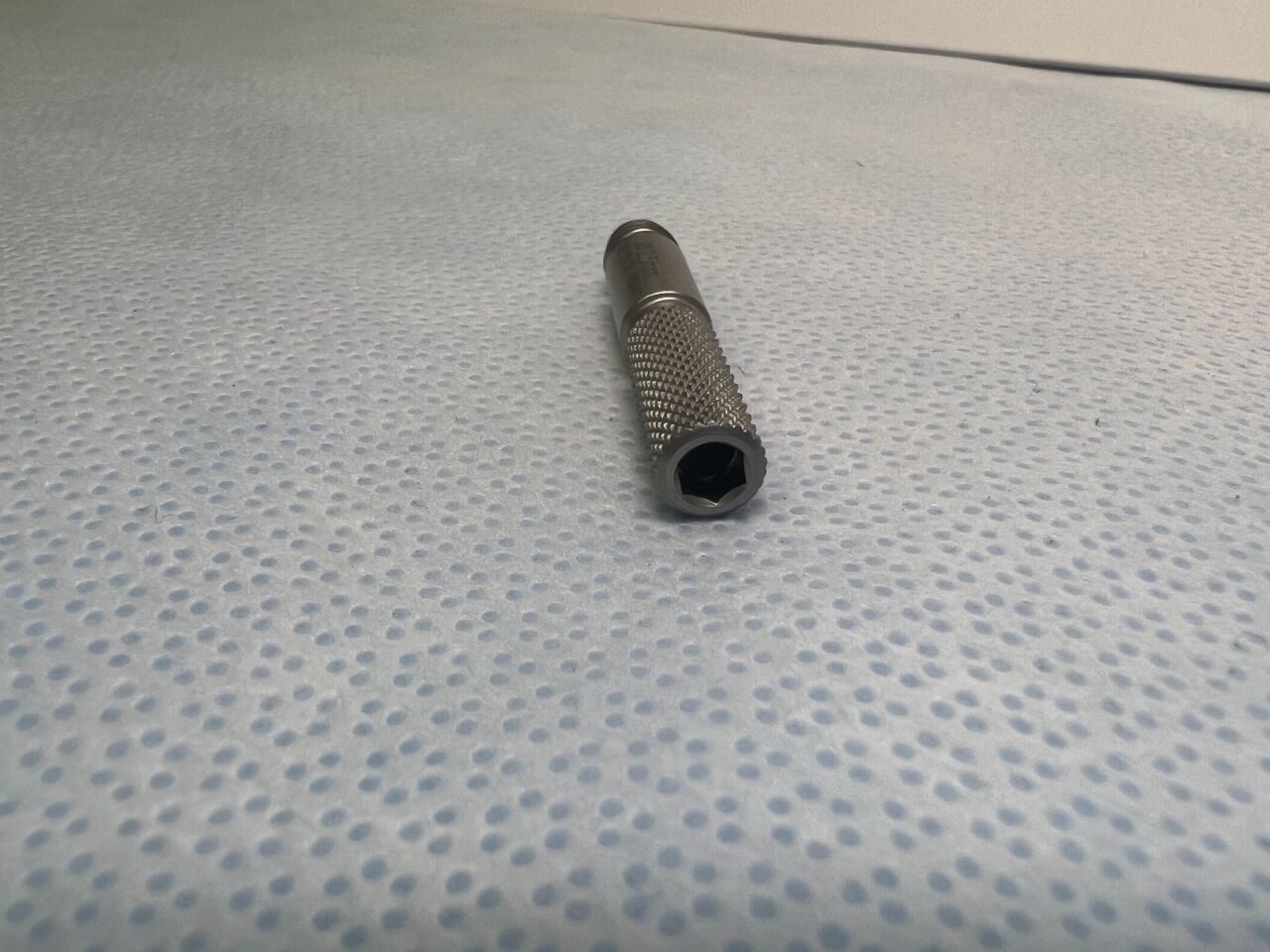 SYNTHES 324.174 2.5mm Guide For 5mm Screws — photo 2