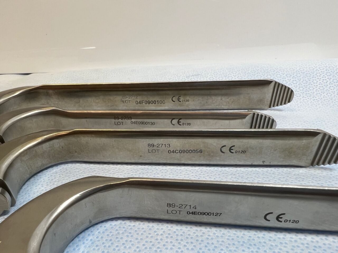 GENZYME TELEFLEX 02-0948 Saphlite Distal Arm & Retractor Blades — photo 5