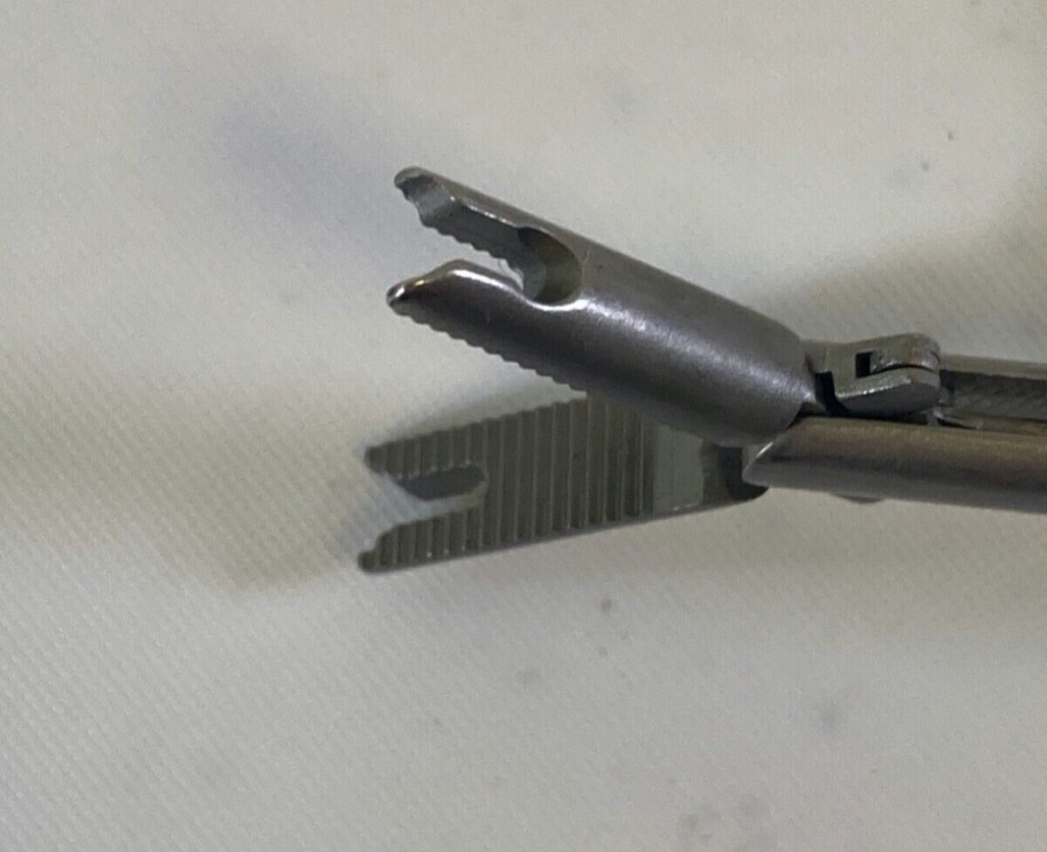 V. MUELLER LA1356RF 5mm x 35cm Laparoscopic Knot Pushing Forcep — photo 6