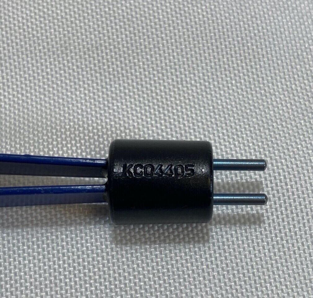 KOROS 7042-30IT Titanium Bayonet Bipolar Forceps 0.5mm Tip L:8.75" — photo 3