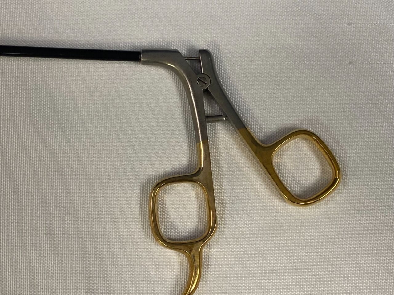 SNOWDEN-PENCER 32-9545 5mm 32cm Diamond Jaw Grasping Forceps — photo 2