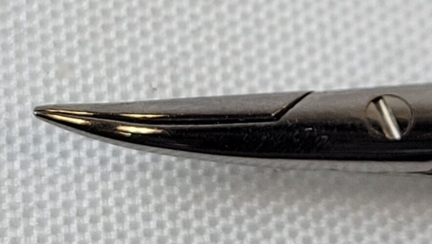 Barraquer Needle Holder, Curved, Smooth Jaws, Spring Handle, 5-1/2" — photo 3
