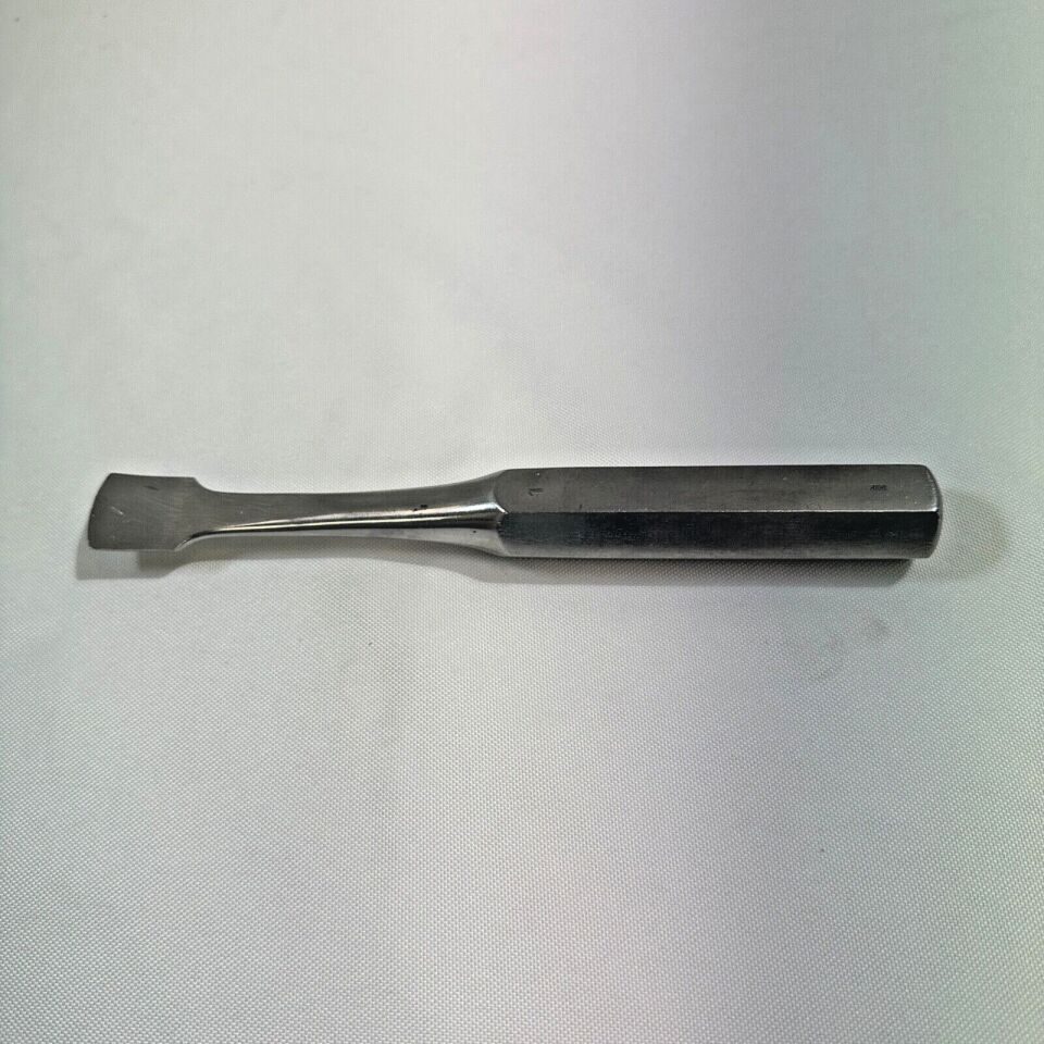 ZIMMER  9 Piece Orthopedic Chisel & Elevator Set — photo 4