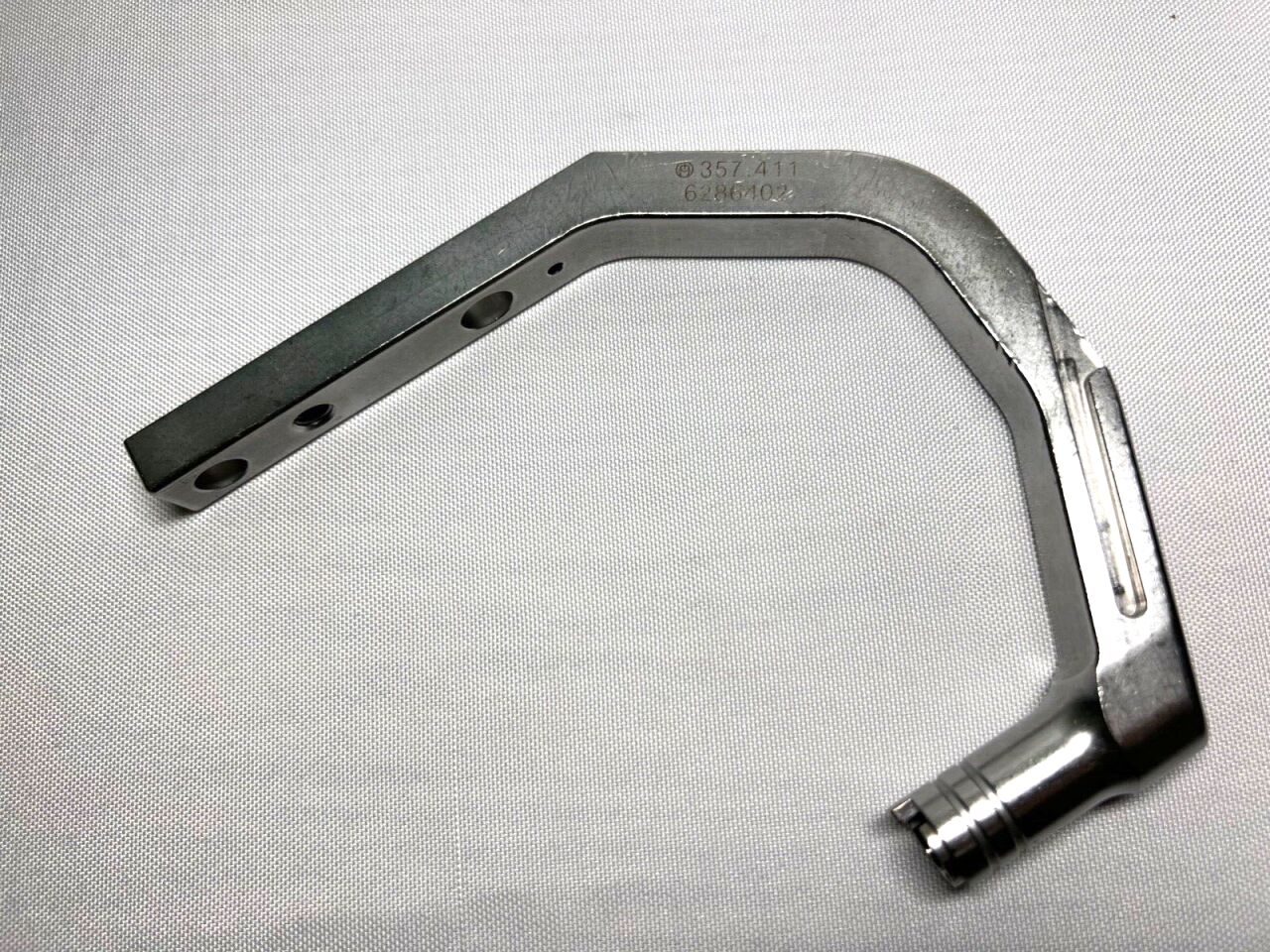 SYNTHES 357.411 Handle For Trochanteric Fixation Nails — photo 1