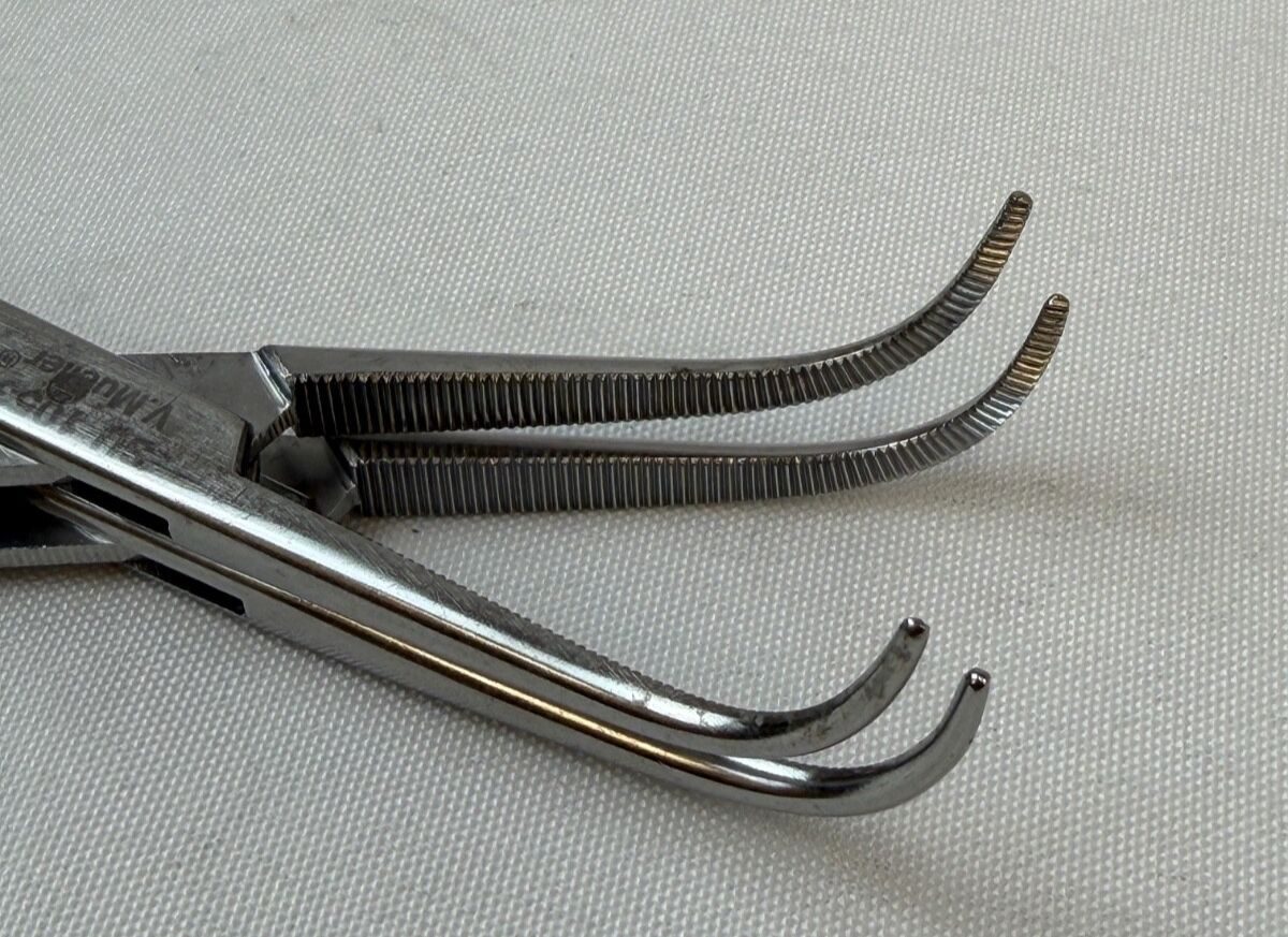 V. MUELLER SU10533 Gemini Artery Forceps 9" J Curved Fine Jaws — photo 4