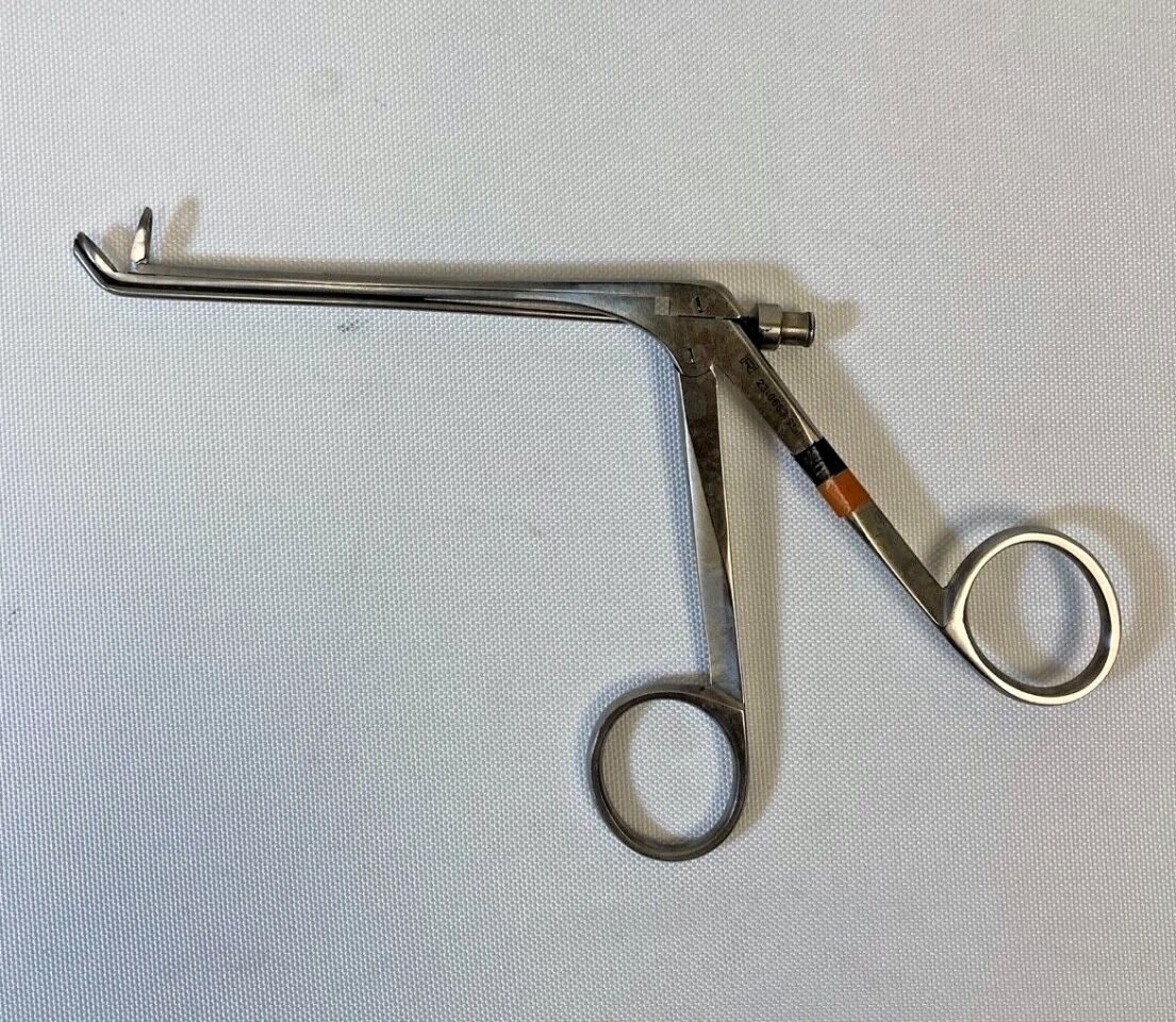 RICHARDS 23-0663 Blakesley Suction 45deg Up Size 1 Nasal Forceps