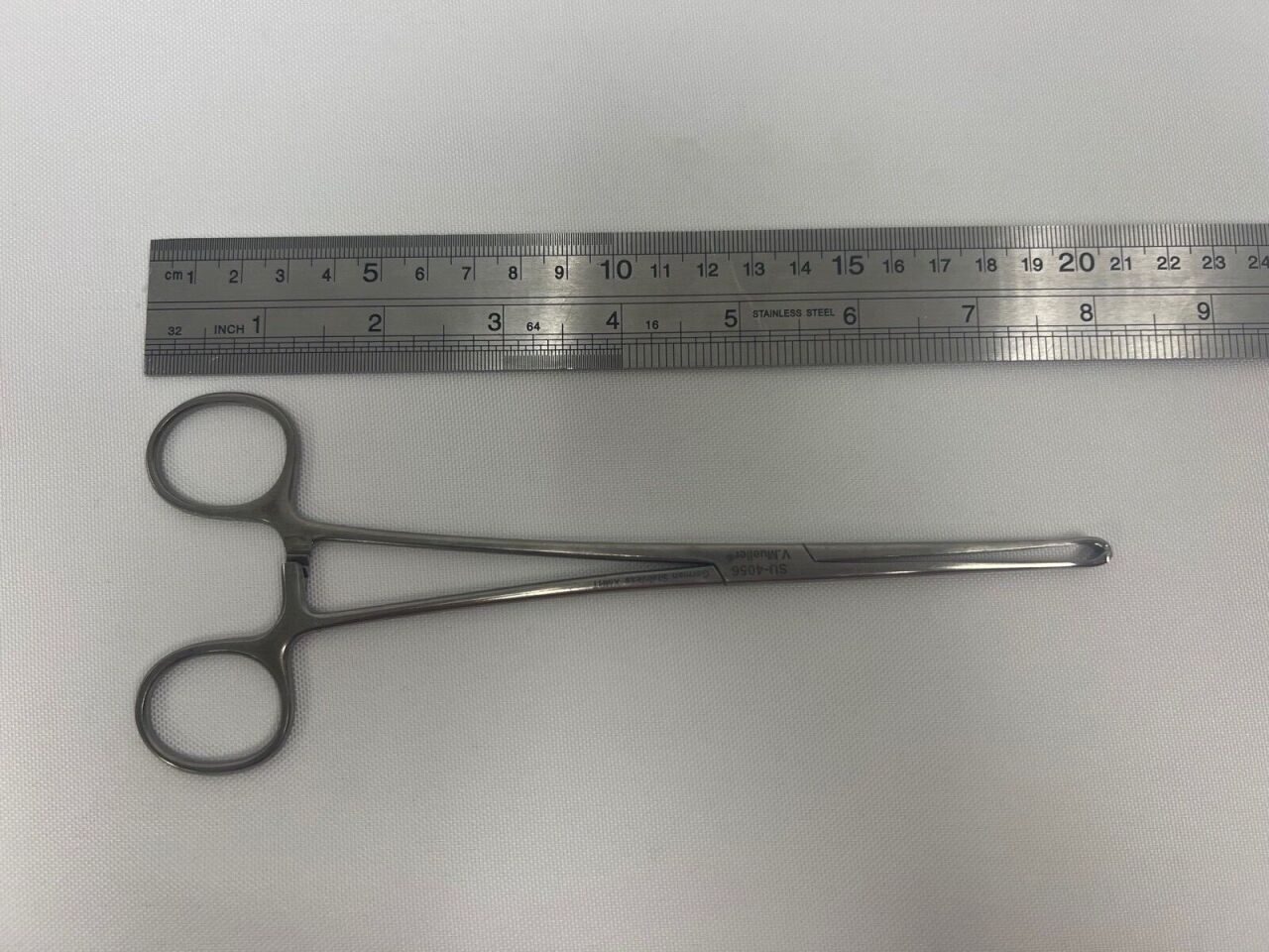 V. MUELLER SU4056 Allis 7-1/2" Straight Tissue Forceps 5 X 6 Teeth Ratchet Lock — photo 5