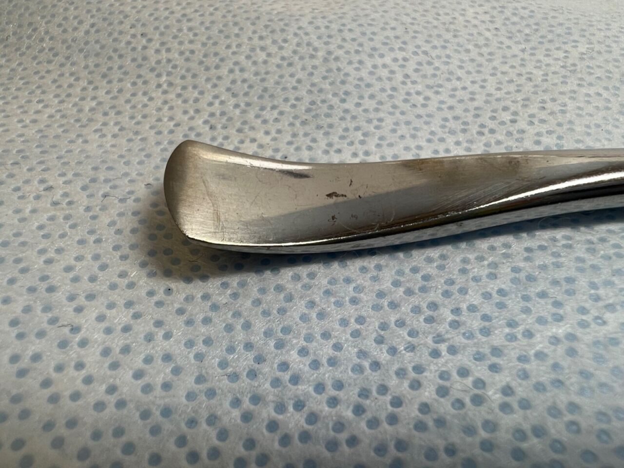 V. MUELLER NL1150 Campbell Periosteal Elevator 16mm Wide Curved Blade — photo 2