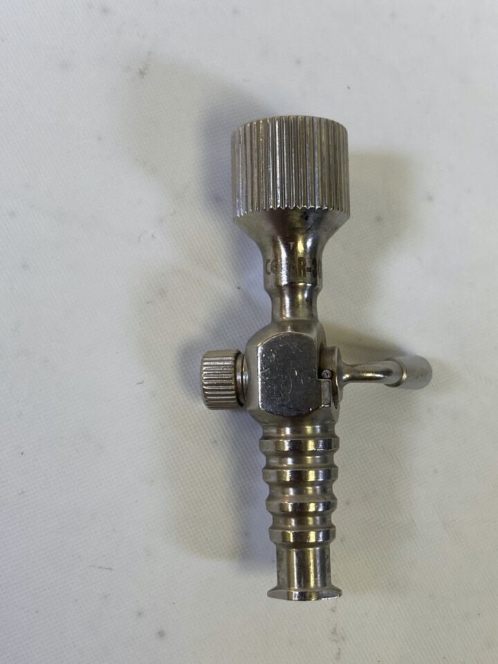 ARTHREX AR-3035L Inflow Cannula Adapter w/ Stopcock for 3mm - 6.5mm Cannula — photo 4