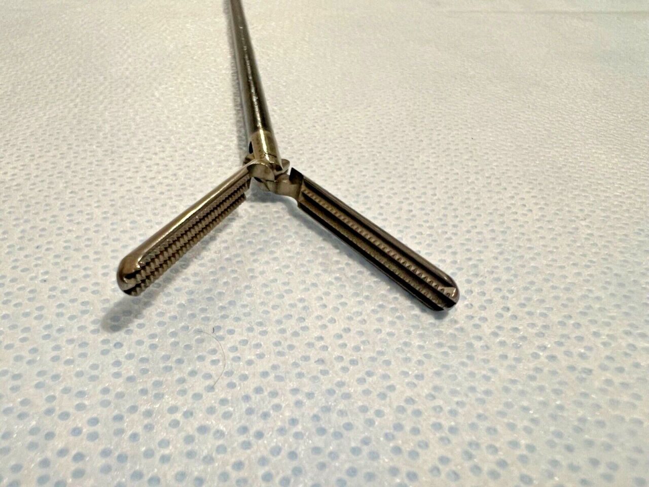 SNOWDEN-PENCER 90-8044 Double-Action Alligator Grasper Laparoscopic Bariatric — photo 2