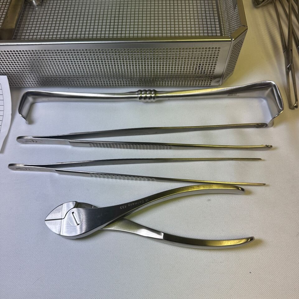 VARIOUS  14 Piece Codman Jarit CVT Open Chest Instrument Set w/ Sterlization Case — photo 10