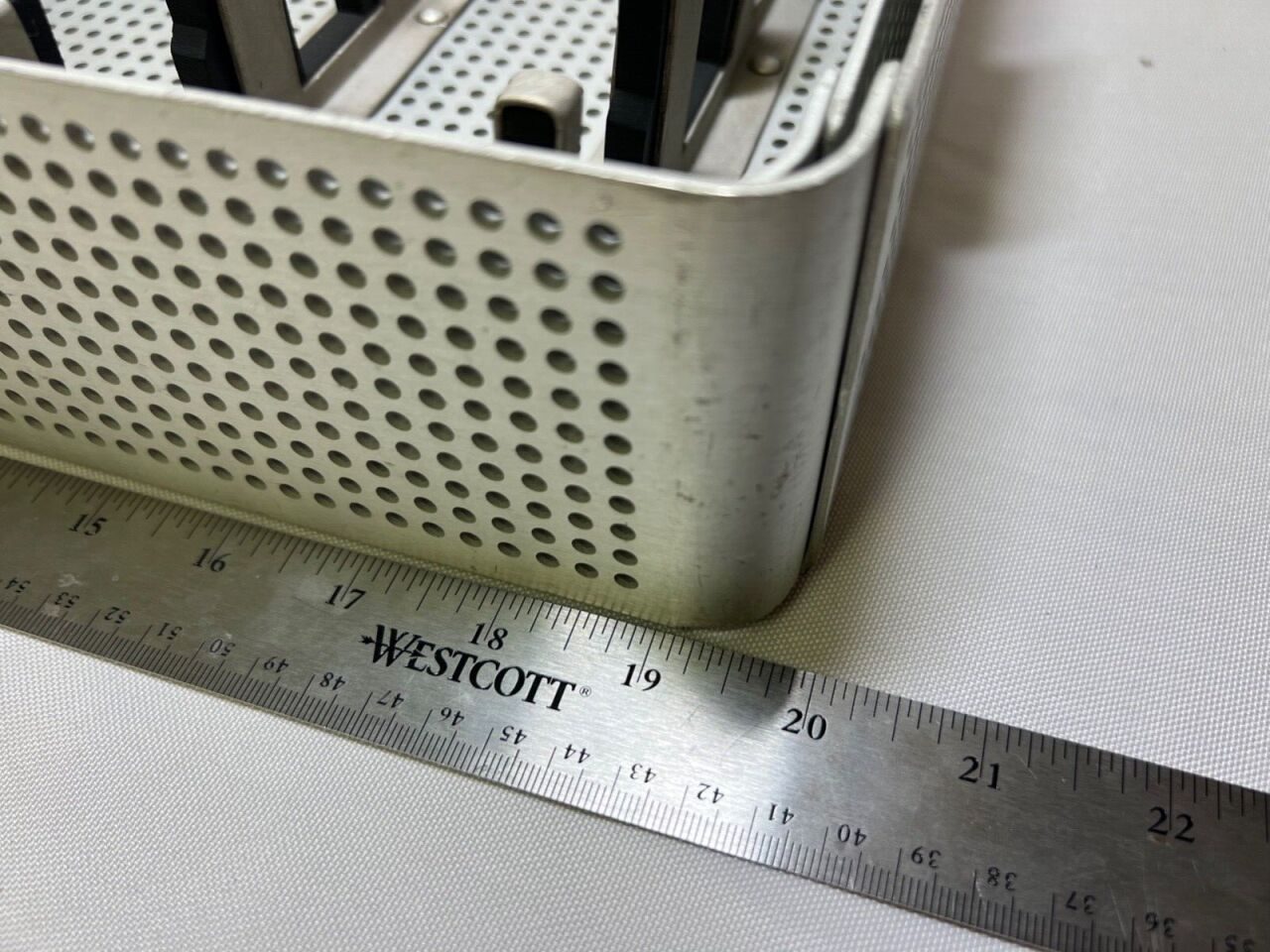 LIFE INSTRUMENTS  5 Slot Lumbar Elevator Curette Sterilization Case w/ Basket — photo 7