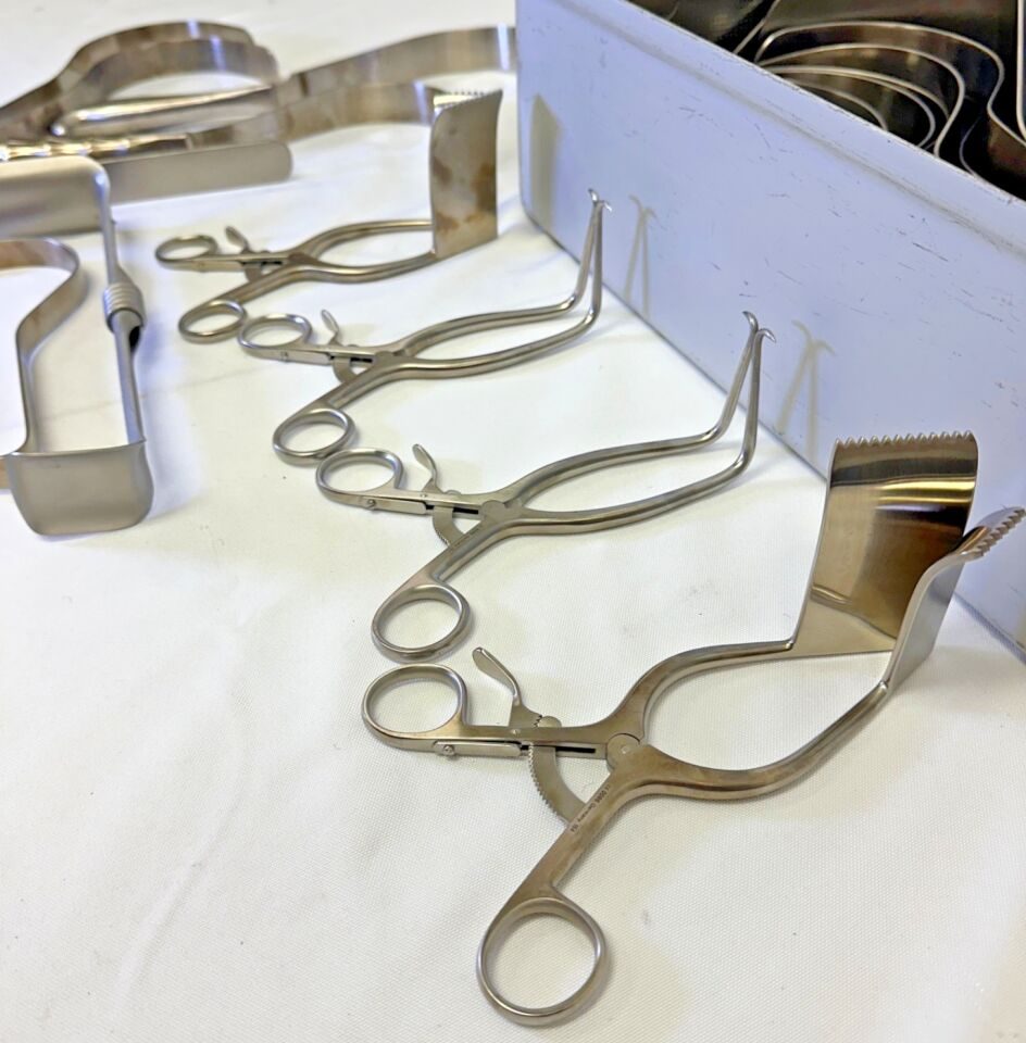 VARIOUS  19 Piece Multi Retractor set Codman V.mueller Aesculap Retractors Deaver Se — photo 10