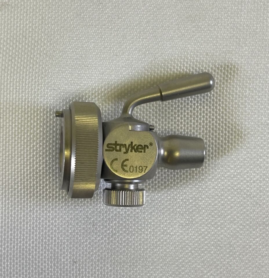 STRYKER 105-202-754 11mm Operative Laparoscope Detachable Stopcock for Operative Laparoscope
