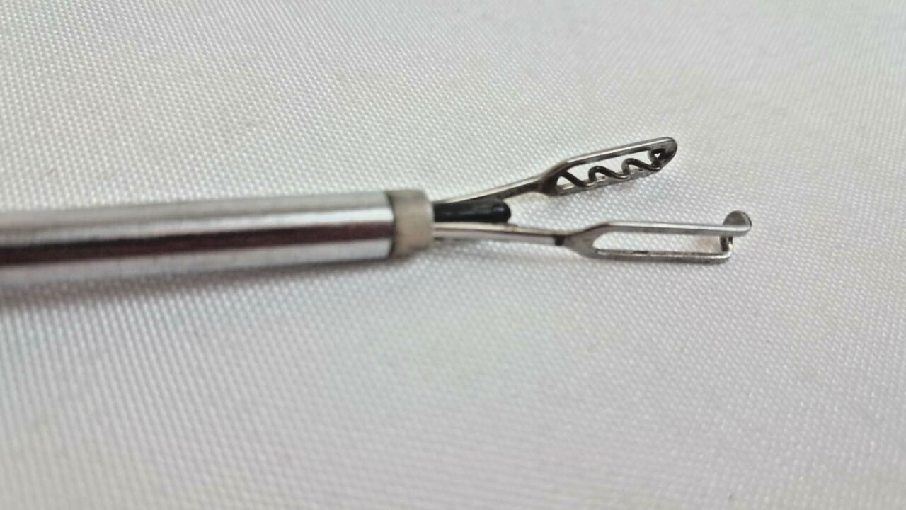 KARL STORZ 26176FB Bipolar Kleppinger Forcep 33cm 5mm OBGYN — photo 5
