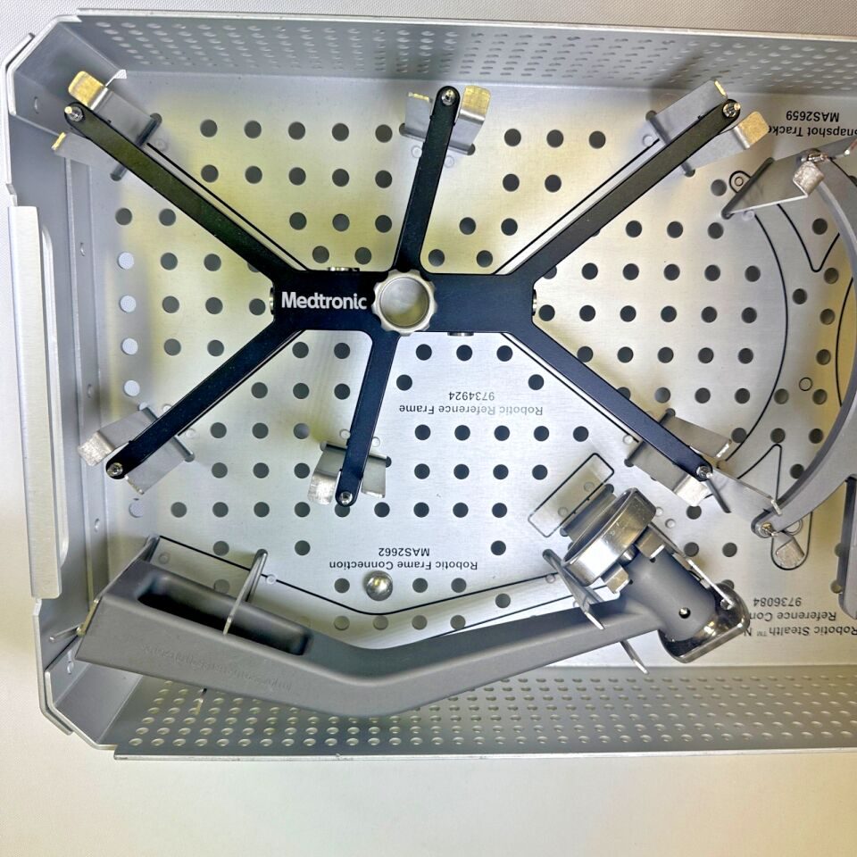 MEDTRONIC 9736084 Mazor Robotic Stealth Navigation Reference Set — photo 2