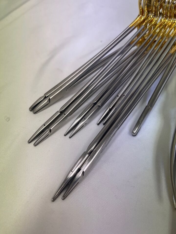 VARIOUS  97 Piece Codman Jarit Thoracotomy Instrument Set w/ Case — photo 7