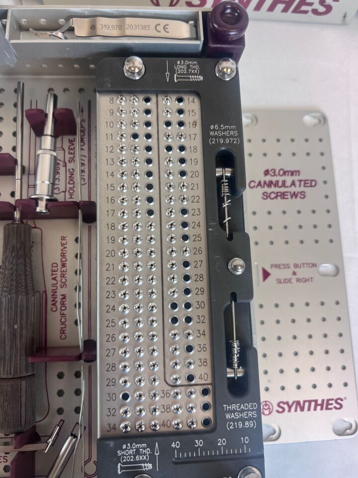MITEK  3.0mm Cannulated Screw Set C — photo 3
