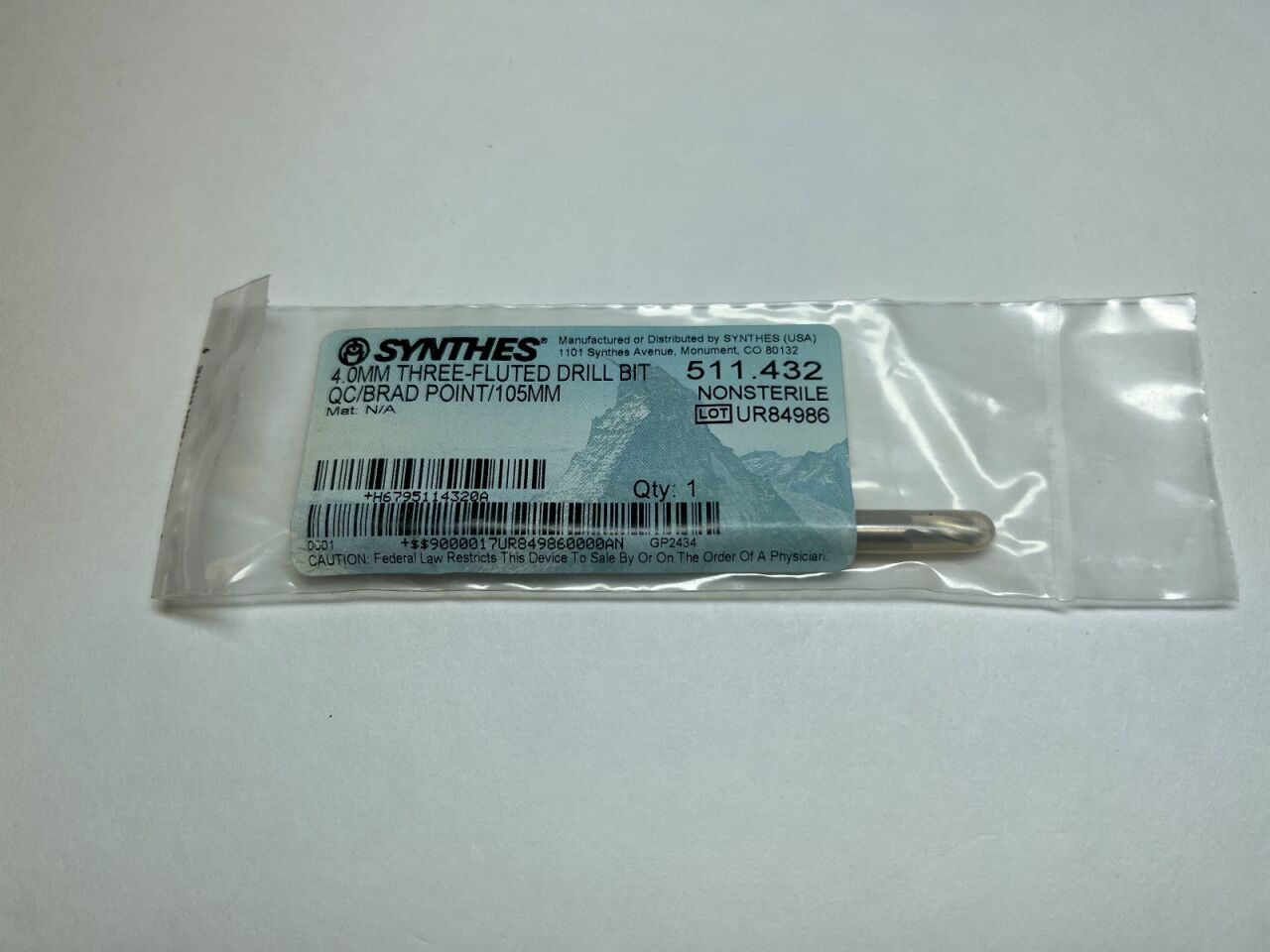 SYNTHES 511.432 4.0mm 3-Flute Drill Bit w/ Brad Point Drill Bit — photo 3