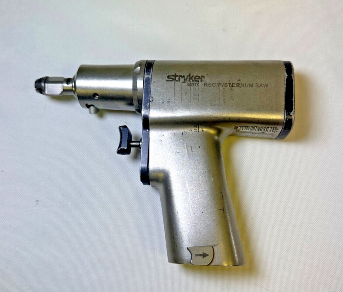 STRYKER 4207 Reciprocating Sternum Saw — photo 1