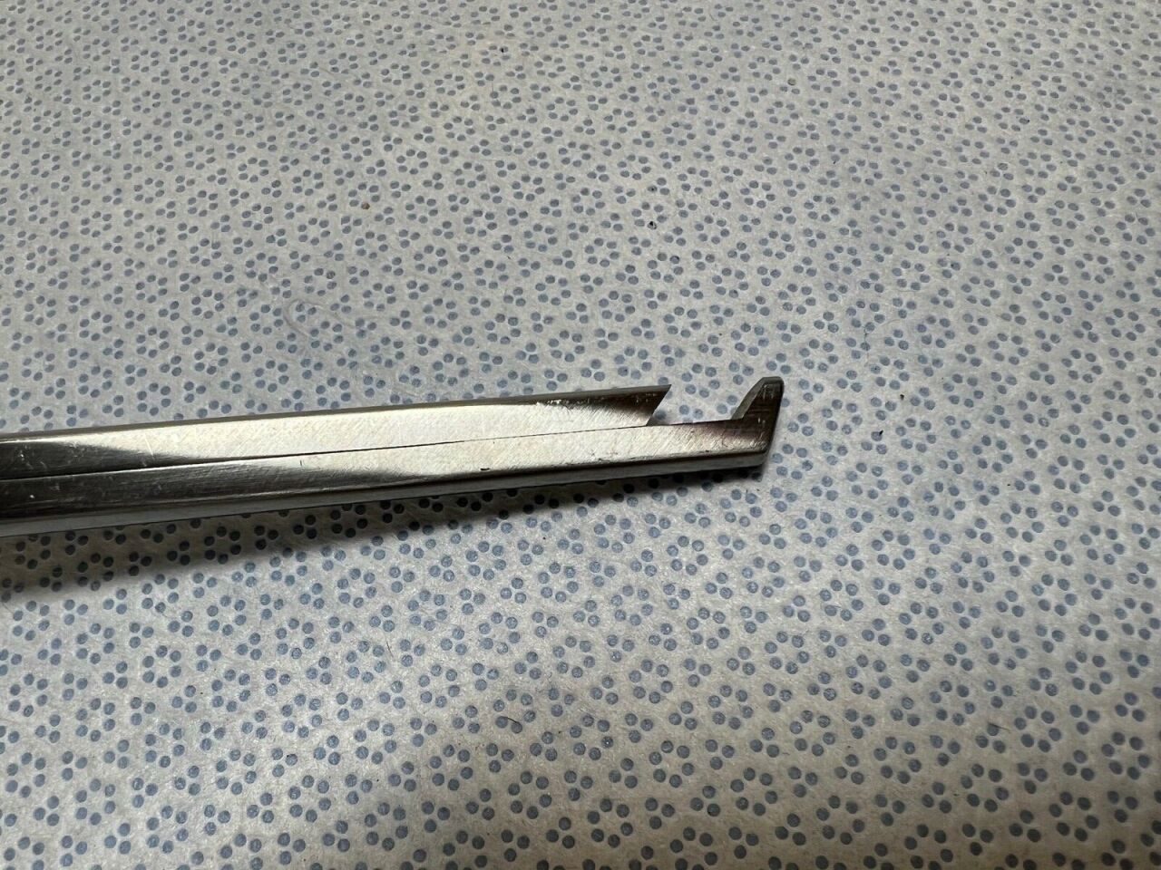 BMI 32-1502 11.5" X 5mm X 40deg Up Angled Anterior Lumbar Kerrison Rongeur 5mm X 40deg Up — photo 3