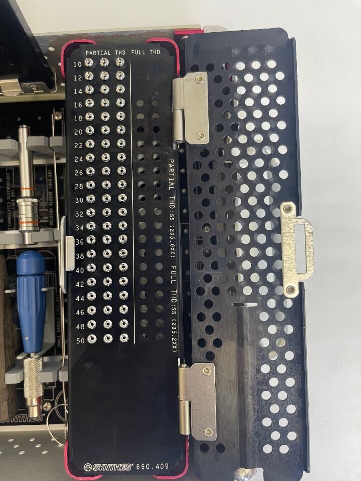 SYNTHES 3.5mm Cannulated Screw Set — photo 3
