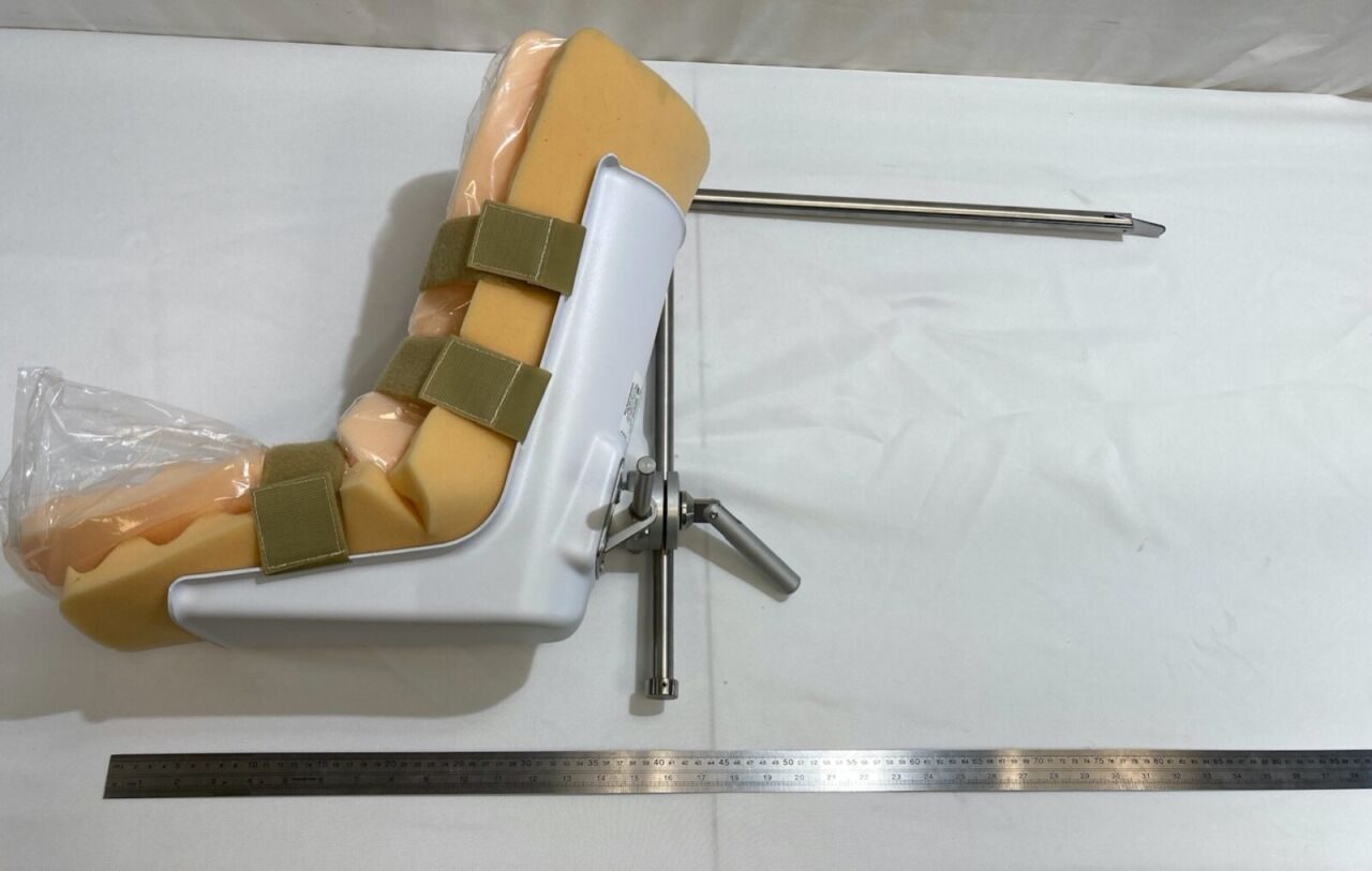 MIZUHO OSI 5855-030 TRIOS & OTS Orthopedic Table — photo 8
