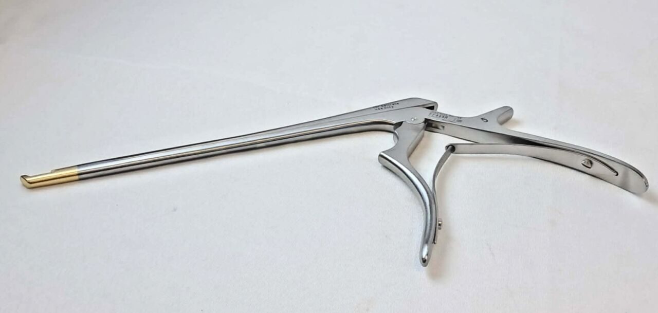 AESCULAP FF665R Kerrison Rongeur 5mm Bone Punch 130° Upward 7 7/8" Spine — photo 3
