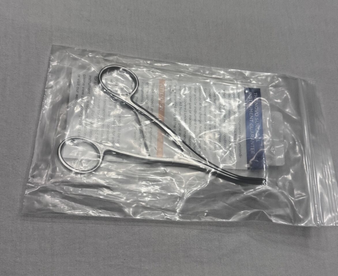NOVO SURGICAL E8477-13 Trousseau Tracheal Dilator Dual-Bladed Curved Adult 5 1/2in — photo 7