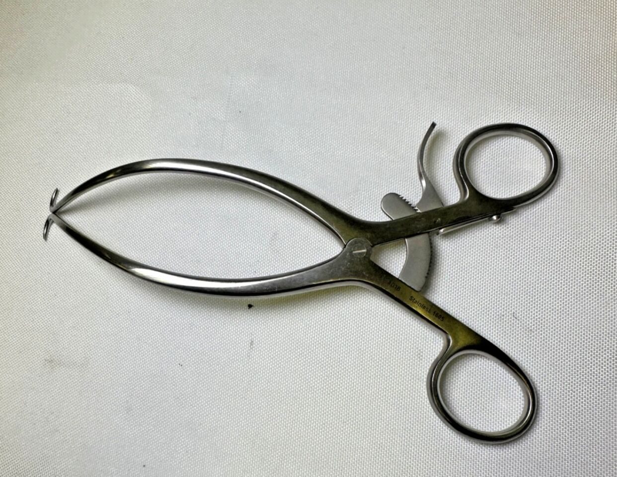 SYMMETRY 24-4018 Gelpi Retractor, 7 1/4 in — photo 1