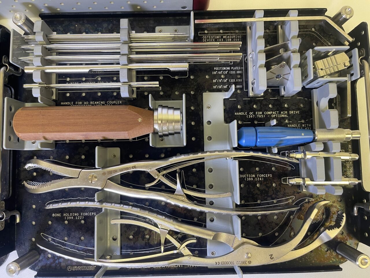 SYNTHES 01.108.004 Pediatric LCP Plate System Instrument Set — photo 4