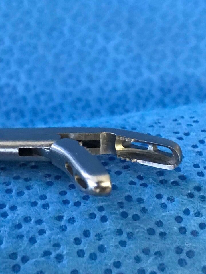 V. MUELLER NL6072-003 3mmX12mm Down Spinal Rongeur Serrated Neuro — photo 7