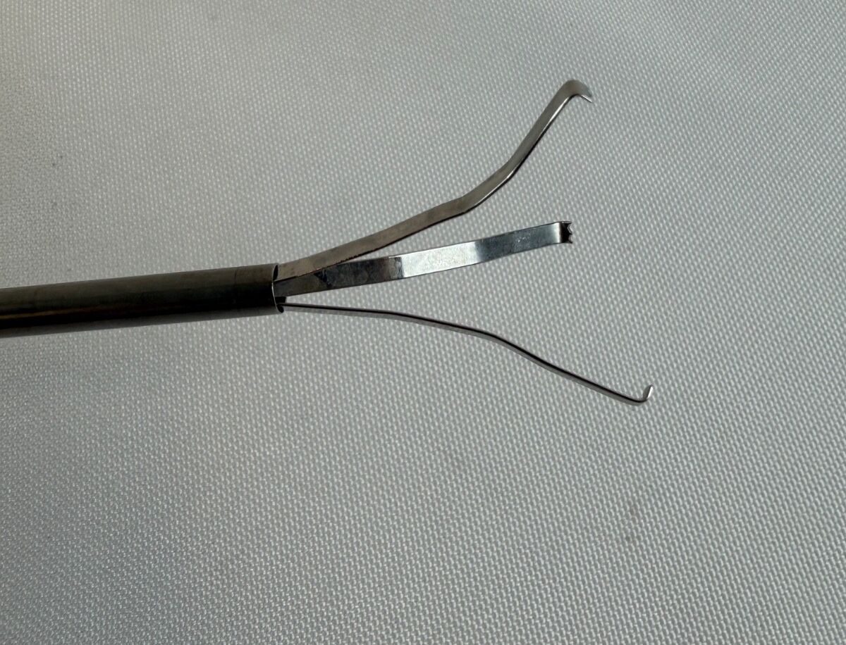 PILLING Spring Loaded 3 Prong Laparoscopic Grasper Weck — photo 5