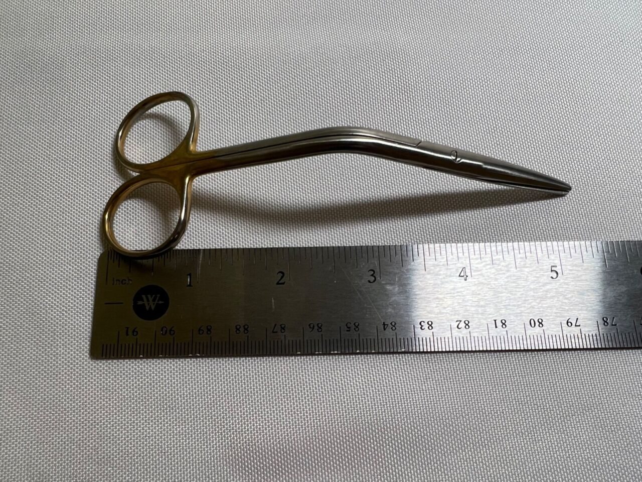 SNOWDEN-PENCER  Foman Dorsal Scissors, Curved, 5-1/2" — photo 4