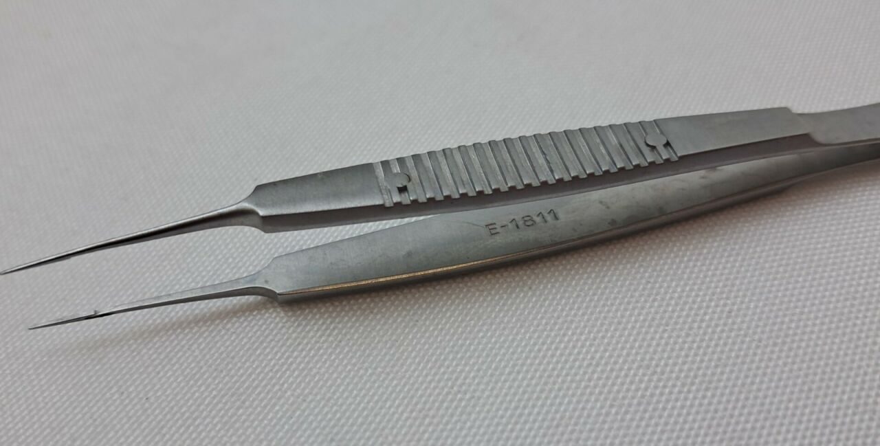 KARL STORZ E-1811 Bonn Suturing Forceps — photo 4