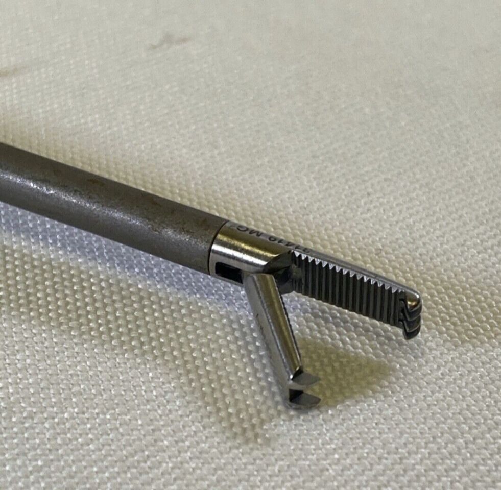 KARL STORZ 30526 31512 31419MG 5mm x 43cm Rotating Laparoscopic 2x3 Claw Grasper — photo 5