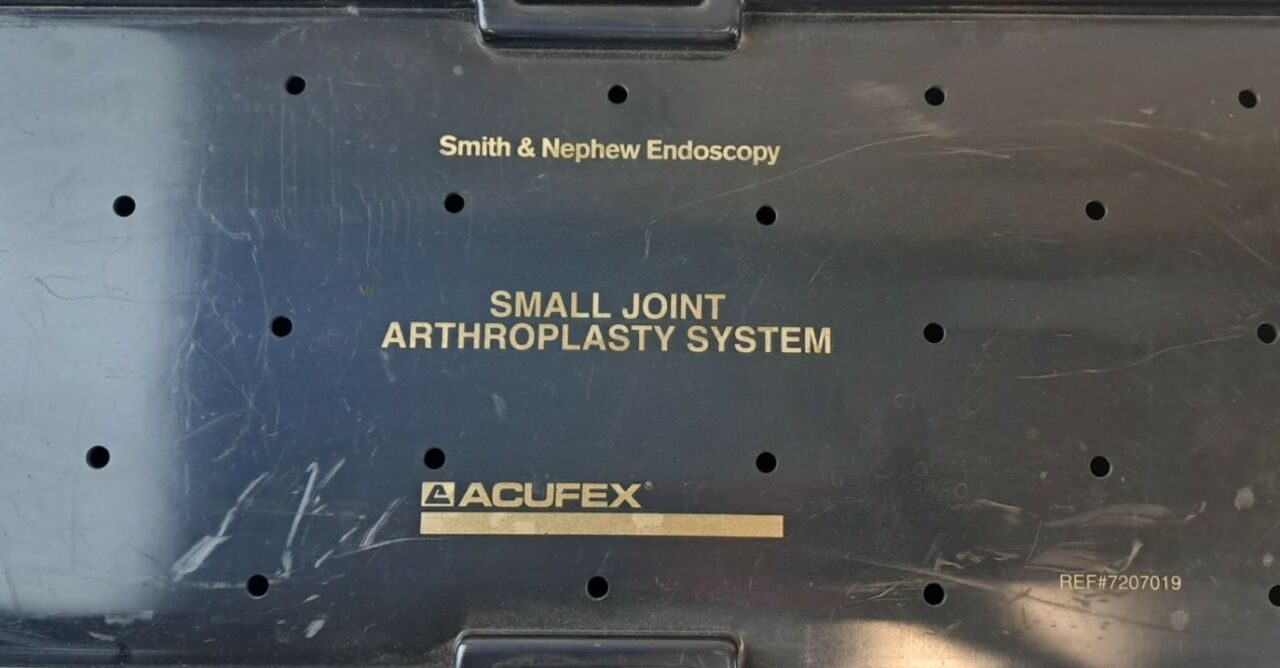 SMITH & NEPHEW Acufex 7207019 Small Joint Arthroplasty System Tray — photo 6