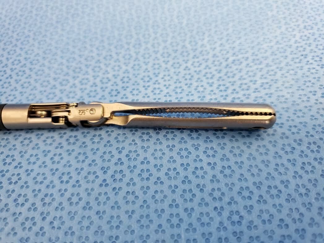 INTUITIVE SURGICAL 420278 8mm Grasping Retractor — photo 4