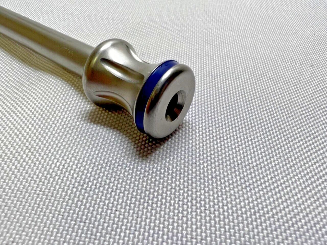 STRYKER 702708 AxSOS 5mm Locking Drill Guide/Sleeve — photo 2