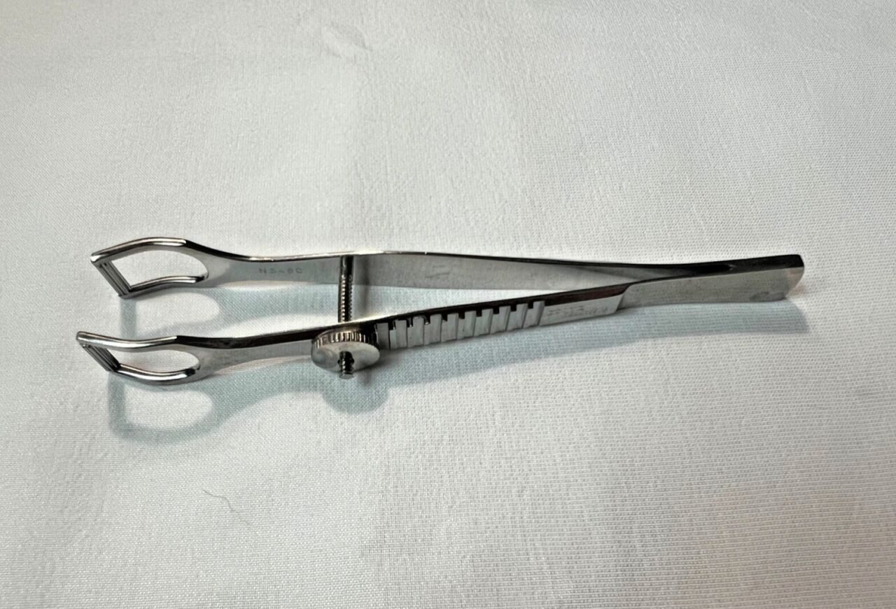 STORZ N5480 ENT Forceps 14mm Tips X 4.2" Length Cottle Columella Forceps — photo 1