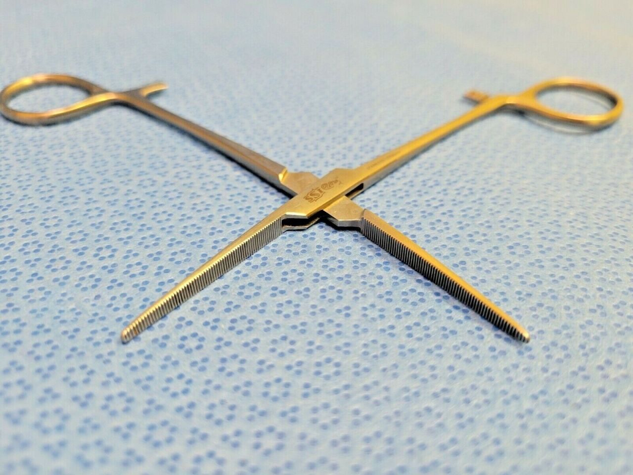 JARIT 15-7284 5.5" Straight Serrated Jaw Coller-Crile Artery Forceps — photo 3