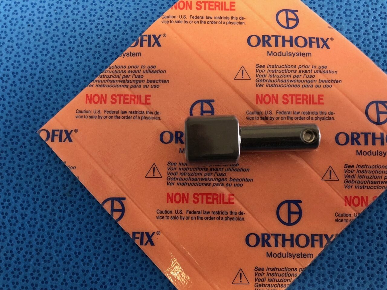 ORTHOFIX PMF Threaded Wire Extractor W/ Wrench — photo 3